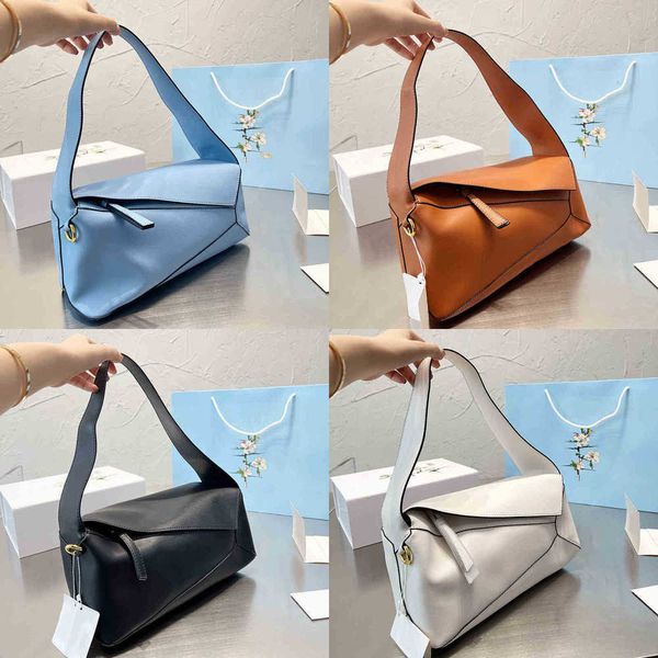 evening bags totes bag designer tote bag leather women handbag purse fashion geometry shoulder underarm bags ladies wallet solid color 22091
evening bags totes bag designer tote bag leather women handbag purse fashion geometry shoulder underarm bags ladies wallet solid color 22091