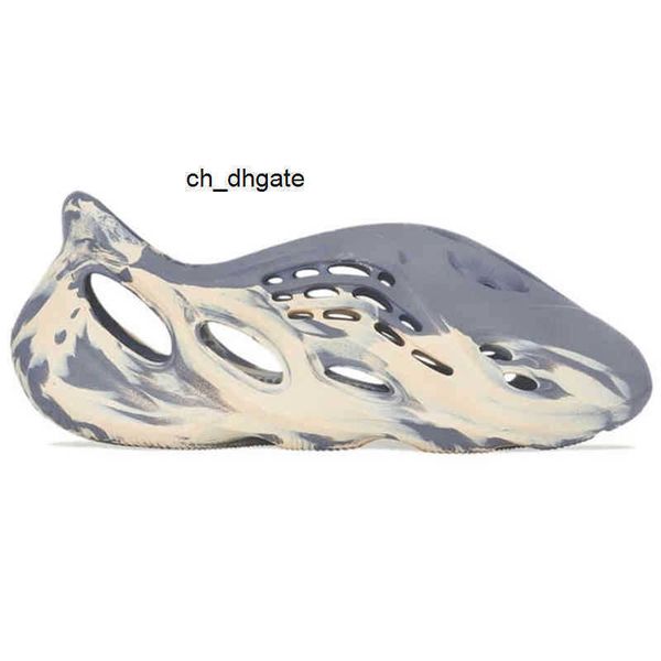 slides yeesys kanyes foam slippers rubber fashion slip-on bone men women enflame orange royal blue sandal desert sand resin mxt moon grey fo, Black
slides yeesys kanyes foam slippers rubber fashion slip-on bone men women enflame orange royal blue sandal desert sand resin mxt moon grey fo, Black