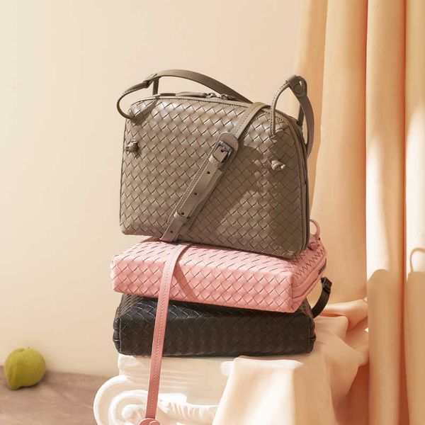 designer bag leather women shoulder luxury bags brand fashion woven simple shell messenger bag sheepskin 2022 new
designer bag leather women shoulder luxury bags brand fashion woven simple shell messenger bag sheepskin 2022 new