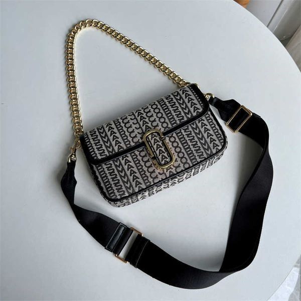 designer luxury women the tote bag fashion versatile handbags shoulder crossbody bags purse tories totes large capacity saddle wallets 7a 4
designer luxury women the tote bag fashion versatile handbags shoulder crossbody bags purse tories totes large capacity saddle wallets 7a 4