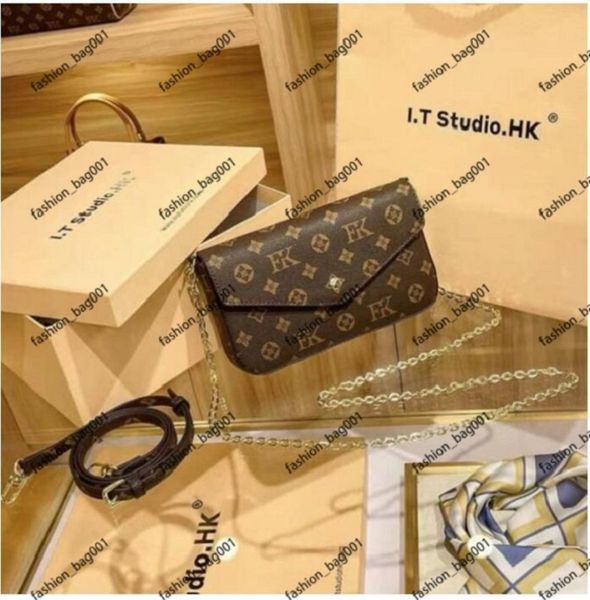women messenger leather handbag evening bag original flower checkers date code serial number embossed patterns hanging grooming bag
women messenger leather handbag evening bag original flower checkers date code serial number embossed patterns hanging grooming bag