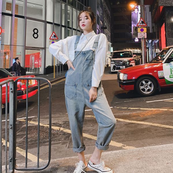New spring Korean version student loose denim suspender women's fashion casual fit washed cropped pants women's new style, Sky blue
New spring Korean version student loose denim suspender women's fashion casual fit washed cropped pants women's new style, Sky blue