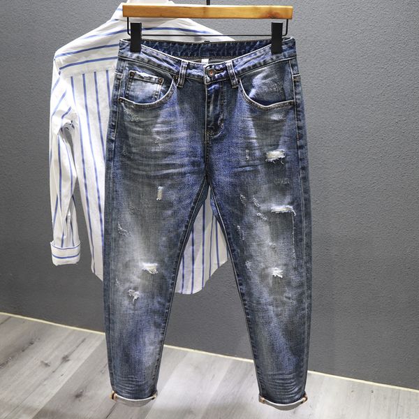 men's jeans blue ripped brand slim skinny pants korean version of the trend patch scratched beggar 221119
men's jeans blue ripped brand slim skinny pants korean version of the trend patch scratched beggar 221119