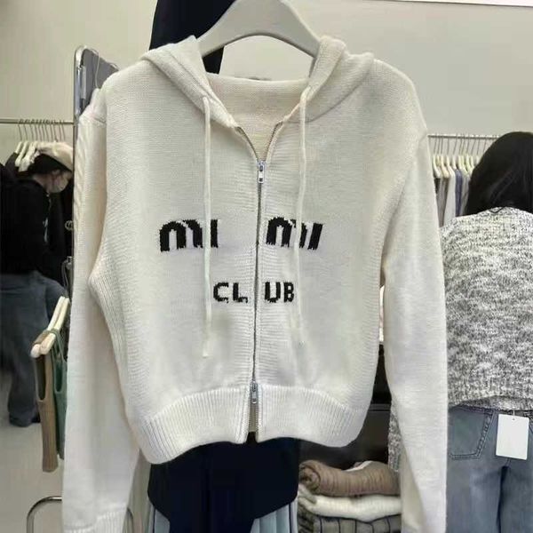 

winter wool sweater women zipper jacket miu designer hoodie womens hooded sweaters letter embroidery cardigan cashmere coat, White;black