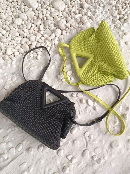 waist bags triangle dumplings genuine leather clutch for female women s shoulder brand handbag 221119
waist bags triangle dumplings genuine leather clutch for female women s shoulder brand handbag 221119