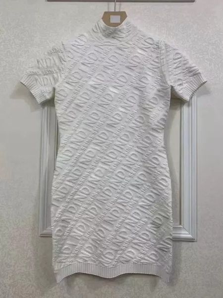 women designer dresses 3d relief letter dress classic vintage fashion knits short sleeve stand collar ladies cardigan jumper clothing, Black;gray
women designer dresses 3d relief letter dress classic vintage fashion knits short sleeve stand collar ladies cardigan jumper clothing, Black;gray