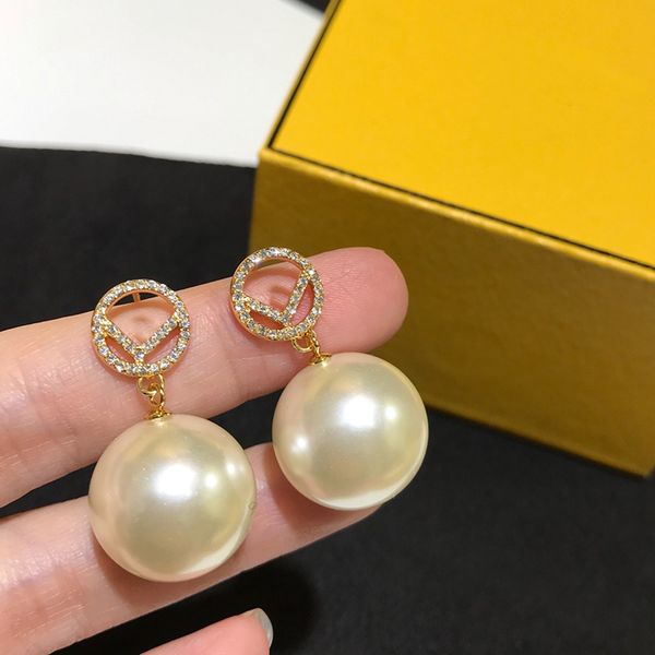 stud luxurys women designers stud gold earring diamond pearl earrings ear stud womens designer studs birthday, Golden;silver
stud luxurys women designers stud gold earring diamond pearl earrings ear stud womens designer studs birthday, Golden;silver
