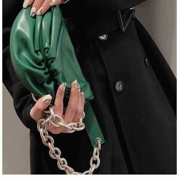 bottegas handbags designer venetas 2022 ale ins same thick chain cloud women's clip pleated single shoulder messenger bag waist chest b
bottegas handbags designer venetas 2022 ale ins same thick chain cloud women's clip pleated single shoulder messenger bag waist chest b