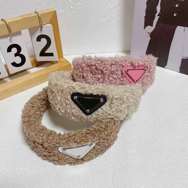 autumn winter plush headbands triangle letter hair hoops lamb headband wide brim hairbands wholesale, Silver
autumn winter plush headbands triangle letter hair hoops lamb headband wide brim hairbands wholesale, Silver