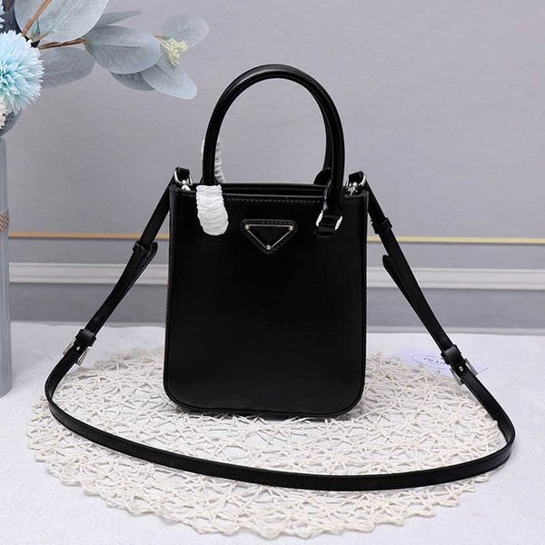 shoulder bags ladies new pearl leather mini bag triangle designer handbag fashion one shoulder crossbody bag solid color casual trend
shoulder bags ladies new pearl leather mini bag triangle designer handbag fashion one shoulder crossbody bag solid color casual trend