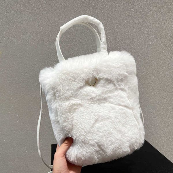 evening bags totes bags designer tote handbag women luxurys bag fashion furry shoulder cute pink bag shopping crossbody purse wallet 221114
evening bags totes bags designer tote handbag women luxurys bag fashion furry shoulder cute pink bag shopping crossbody purse wallet 221114