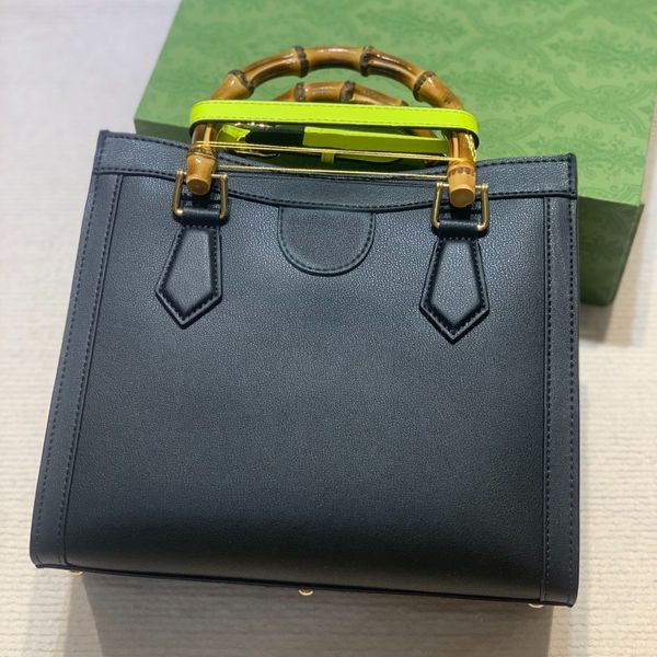 7a designer bamboo bags genuine leather women diana handbags removable shoulder strap
7a designer bamboo bags genuine leather women diana handbags removable shoulder strap