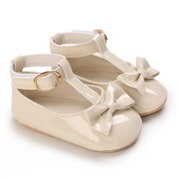 first walkers fashion pu leather baby princess shoes born girls moccasins rubber sole prewalker non-slip summer 221122
first walkers fashion pu leather baby princess shoes born girls moccasins rubber sole prewalker non-slip summer 221122