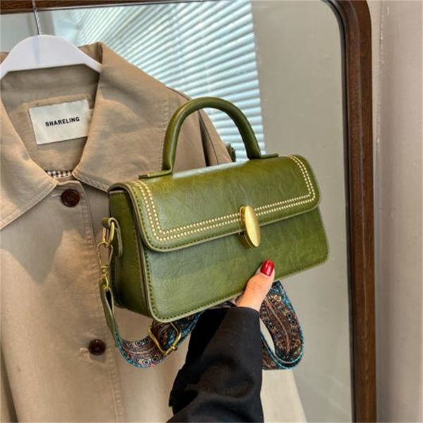luxury women bags designer handbags autumn winter shoulder tote bag vintage crossbody bags fashion underarm messenger purses wholesale
luxury women bags designer handbags autumn winter shoulder tote bag vintage crossbody bags fashion underarm messenger purses wholesale