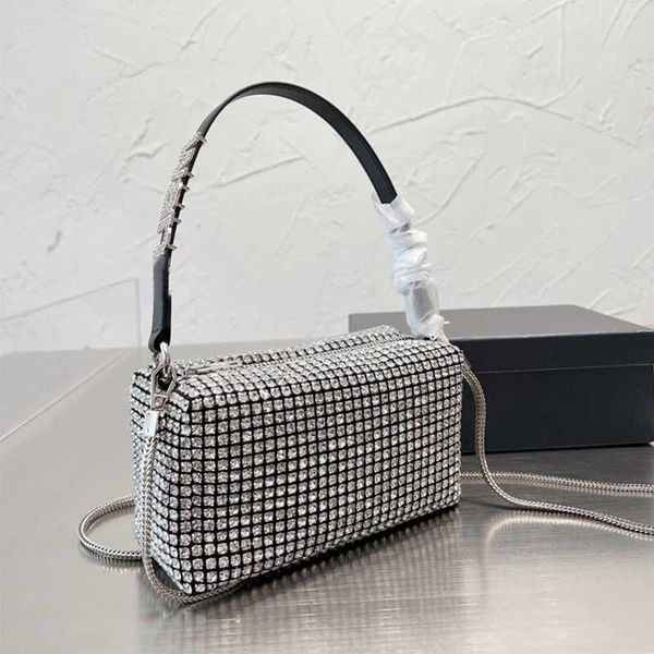 evening bags fashion diamonds bags designer handbags luxurys tote bag good quality women shoulder purse
evening bags fashion diamonds bags designer handbags luxurys tote bag good quality women shoulder purse