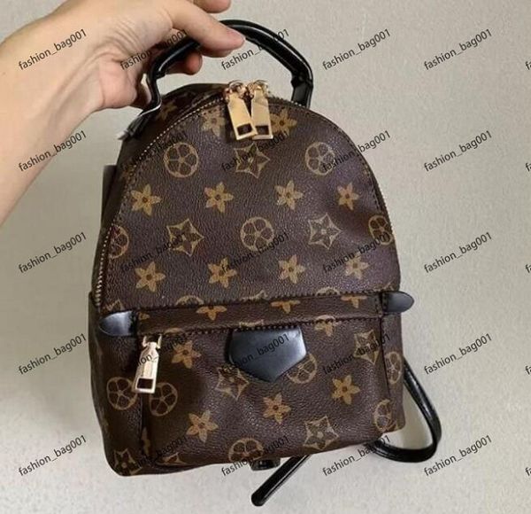 2022 luxury mini backpacks women school classic ladies wallet shoulder messenger bags cosmetic handbags designer bags
2022 luxury mini backpacks women school classic ladies wallet shoulder messenger bags cosmetic handbags designer bags