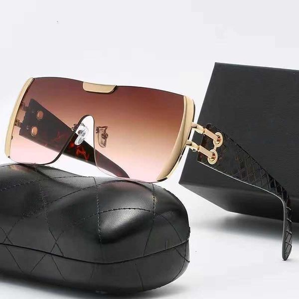 17 sunglasses fashion oversized women classic big frame sun glasses for female trendy outdoor eyeglasses shades uv400 with box, White;black
17 sunglasses fashion oversized women classic big frame sun glasses for female trendy outdoor eyeglasses shades uv400 with box, White;black