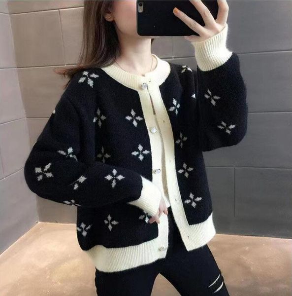 women's sweaters new lazy wind retro sweater gentle wind french knit cardigan female design sense niche early luxury coat, White;black
women's sweaters new lazy wind retro sweater gentle wind french knit cardigan female design sense niche early luxury coat, White;black