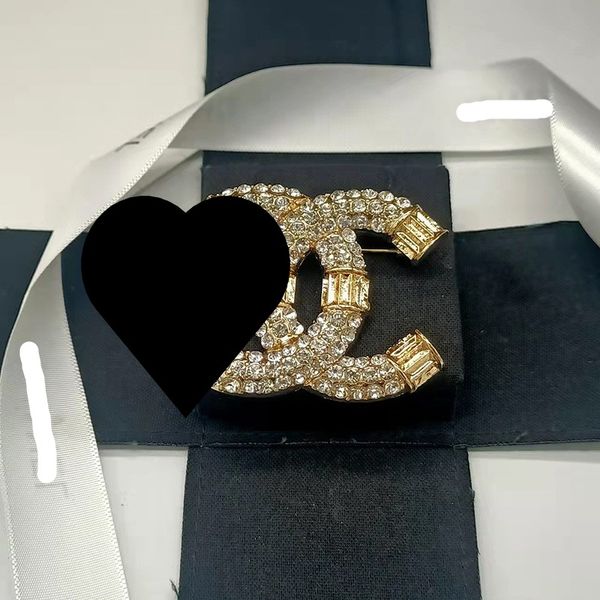 Image of High-end niche accessories temperament simple letter brooch anti-glitter pin corsage