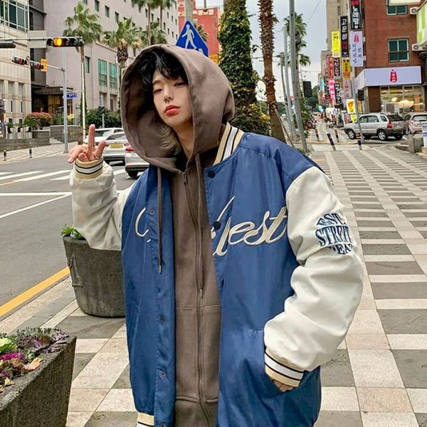men's jackets baseball uniform men clothing korean and hong kong style jacket loose flight jacket button allmatch retro boy coat 221121, Black;brown
men's jackets baseball uniform men clothing korean and hong kong style jacket loose flight jacket button allmatch retro boy coat 221121, Black;brown