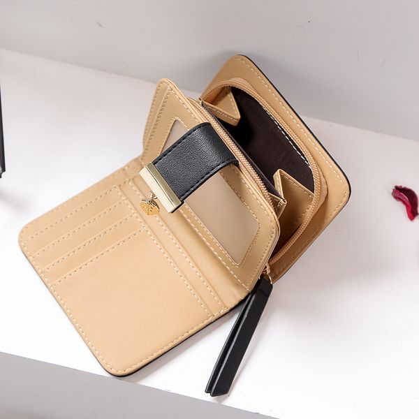 fashion women's purse short zipper wallet women leather 2022 luxury brand small women wallets clutch bag with hollow out leaves, Red;black
fashion women's purse short zipper wallet women leather 2022 luxury brand small women wallets clutch bag with hollow out leaves, Red;black