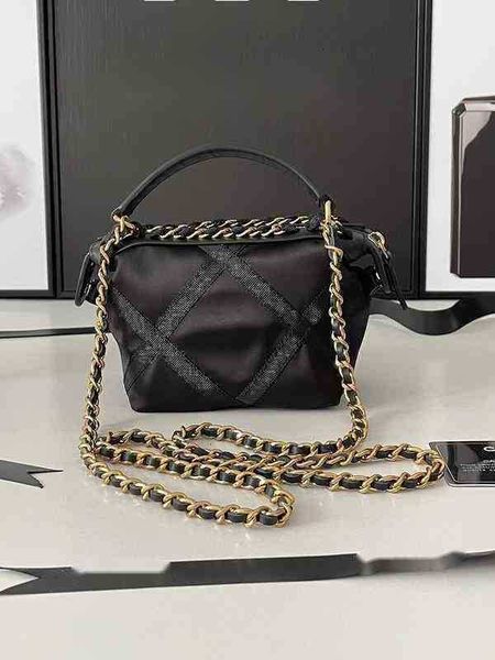 evening bags cc luxury brand design letter plaid woman's 1198 shoulder chain bag lambskin vintage messenger bags real leather mini even
evening bags cc luxury brand design letter plaid woman's 1198 shoulder chain bag lambskin vintage messenger bags real leather mini even