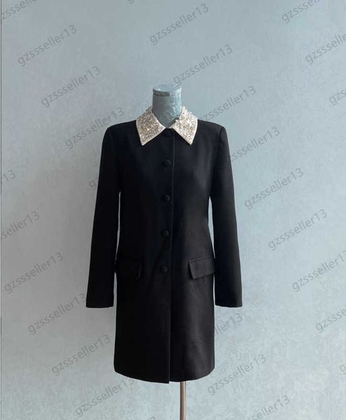 designer womens jacket heavy nail bead collar long straight jackets single button flip pocket design stiff crease resistant fabric luxury co, Black;brown
designer womens jacket heavy nail bead collar long straight jackets single button flip pocket design stiff crease resistant fabric luxury co, Black;brown