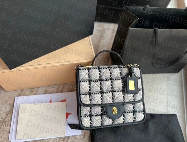 7a designer shoulder bag mailman handbag cowhide pure hand woven women bag official original imported leather tofu
7a designer shoulder bag mailman handbag cowhide pure hand woven women bag official original imported leather tofu