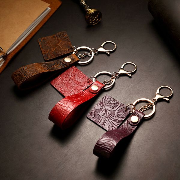 vintage leather key ring with clip hook embossed cowhide leather keychain wholesale, Silver
vintage leather key ring with clip hook embossed cowhide leather keychain wholesale, Silver