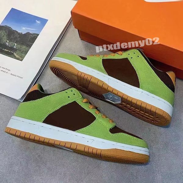 2022 sun club dunksb low men women running shoes safari mix coconut milk georgetown medium curry unc varsity green trainers sports sneakers, Black;brown
2022 sun club dunksb low men women running shoes safari mix coconut milk georgetown medium curry unc varsity green trainers sports sneakers, Black;brown