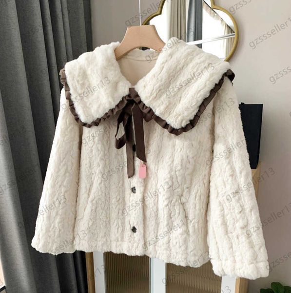 luxury womens jackets doll collar contrast color bordure bowknot short jacket single button lambs wool coats lovely joker literary retro sty, Black;brown
luxury womens jackets doll collar contrast color bordure bowknot short jacket single button lambs wool coats lovely joker literary retro sty, Black;brown