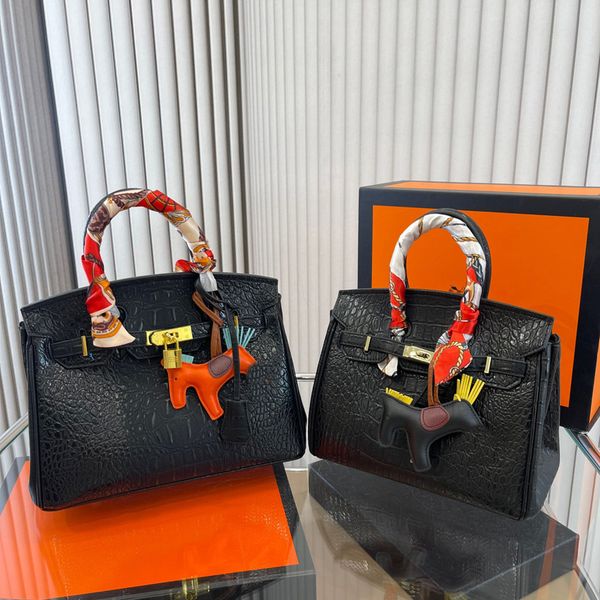 designer tote bag berkin shopping handbag women luxury shoulder crossbody bags purse hardware cowhide genuine real leather messenger bags33
designer tote bag berkin shopping handbag women luxury shoulder crossbody bags purse hardware cowhide genuine real leather messenger bags33