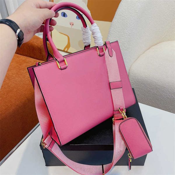 pra da bag pra designer bags women galleria saffiano tote bag classic leather shoulder handbags lady killer shopping crossbody handbag luxur
pra da bag pra designer bags women galleria saffiano tote bag classic leather shoulder handbags lady killer shopping crossbody handbag luxur