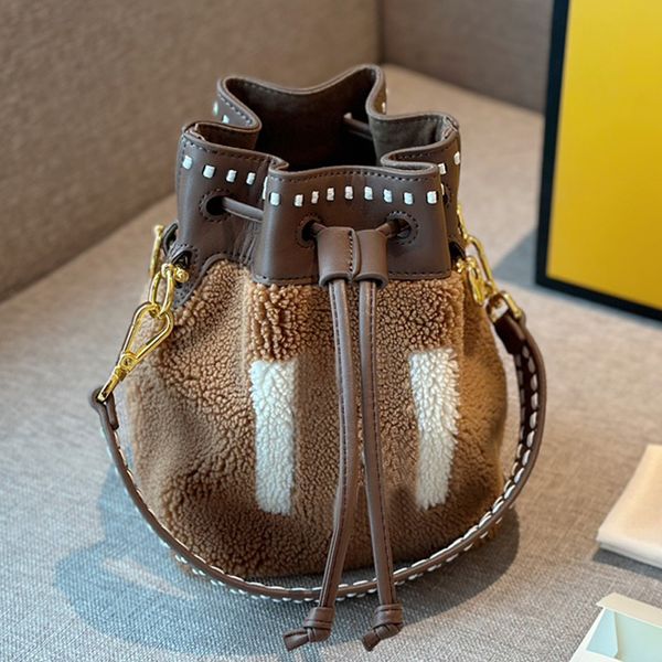 luxury saddle crossbody fendyity bags for womens multicolor handbag designer sling baguette the tote bag shoulder purses woman 7a fends wall
luxury saddle crossbody fendyity bags for womens multicolor handbag designer sling baguette the tote bag shoulder purses woman 7a fends wall
