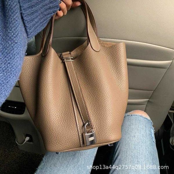 designer original he women s bags purse picotin small locks 2023 vegetable basket tote bucket shoulder bag high class handbag kkgq outlet
designer original he women s bags purse picotin small locks 2023 vegetable basket tote bucket shoulder bag high class handbag kkgq outlet