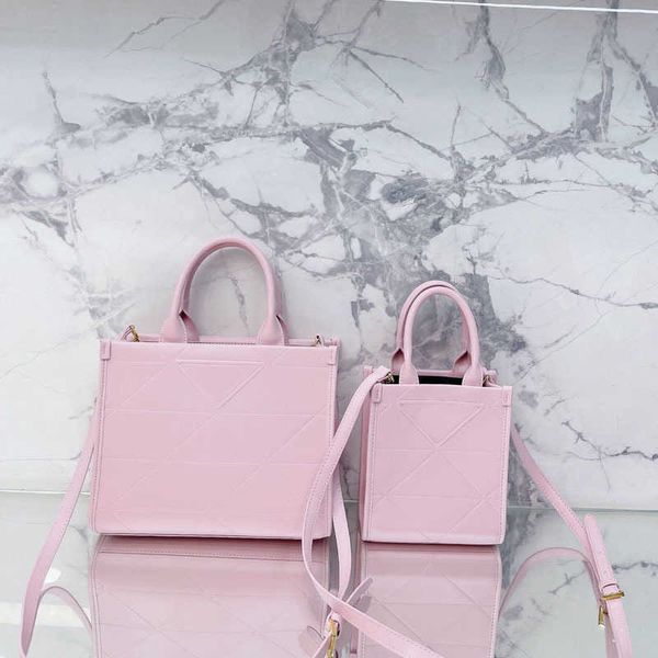 totes triangle tote bag designer bags womens handbag leather hand-held shoulder briefcase crossbody fashion purses lapbag 221111
totes triangle tote bag designer bags womens handbag leather hand-held shoulder briefcase crossbody fashion purses lapbag 221111
