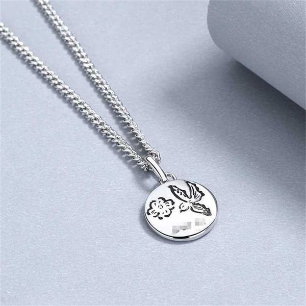 10% off 2023 double flower bird love fearless necklace double-sided fashion pattern male and female lovers round pendant jewelry, Silver
10% off 2023 double flower bird love fearless necklace double-sided fashion pattern male and female lovers round pendant jewelry, Silver