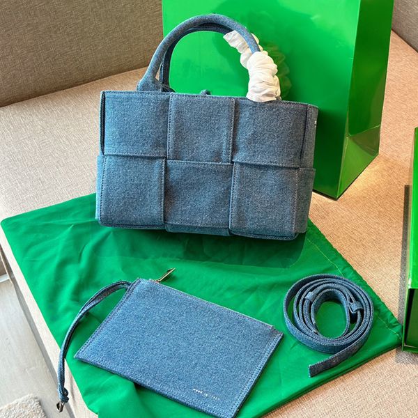 denim weave shoulder bag handbag fashion crossbody bags small tote interior zipper pocket removable strap wallets women shopping handbags pu
denim weave shoulder bag handbag fashion crossbody bags small tote interior zipper pocket removable strap wallets women shopping handbags pu