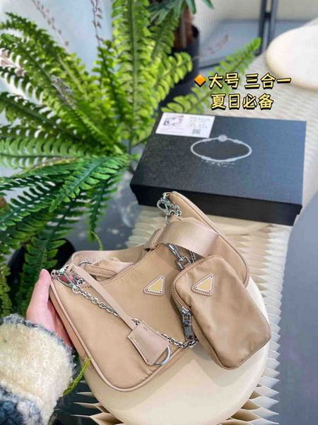 pradity cleo hobo bag hh triangle re-edition 2005 nylon bags 3pcs set women luxury designer lady women hobo shoulder purse pra das handbag u
pradity cleo hobo bag hh triangle re-edition 2005 nylon bags 3pcs set women luxury designer lady women hobo shoulder purse pra das handbag u