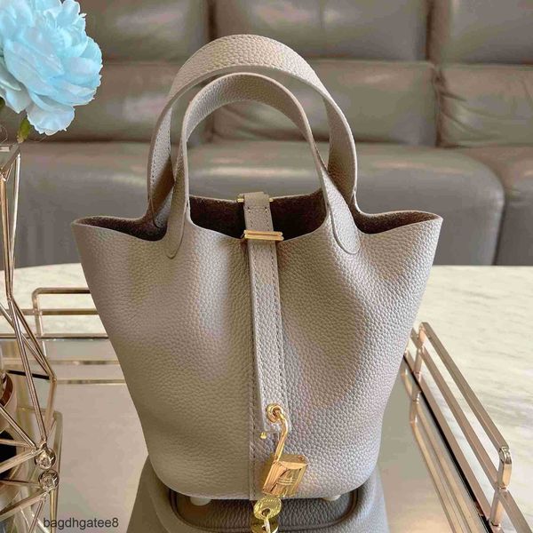 purse shoulder togo bag basket picotin mini locks vegetable 2023 women s he bags designer bucket gold buckle small hand handbag weej
purse shoulder togo bag basket picotin mini locks vegetable 2023 women s he bags designer bucket gold buckle small hand handbag weej