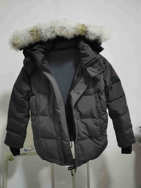 brand big wolf fur men's down parka winter jacket arctic navy black green red outdoor hoodies shipping
brand big wolf fur men's down parka winter jacket arctic navy black green red outdoor hoodies shipping