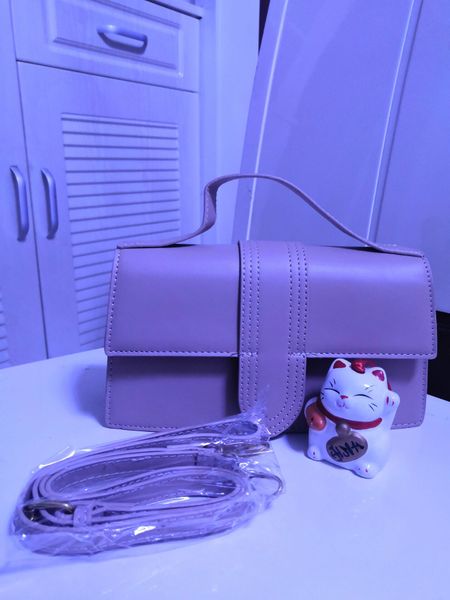 jocquemus women bag 2023 new high-quality long portable shoulder bag xiaoshumiao2017, Black;red
jocquemus women bag 2023 new high-quality long portable shoulder bag xiaoshumiao2017, Black;red