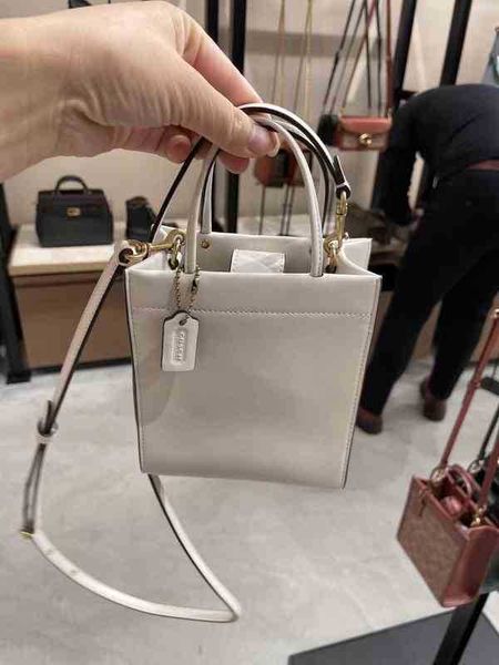 luxuries designers women coch bag cochs crossbody handbag shoulder totes bags cc designer handbags tote purses wallet e2mj
luxuries designers women coch bag cochs crossbody handbag shoulder totes bags cc designer handbags tote purses wallet e2mj