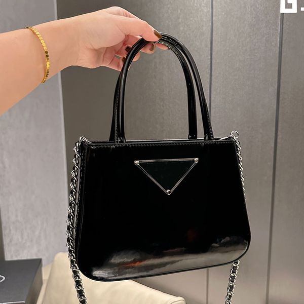 tote beach bag crossbody bag shoulder handbag women purse leather handle letters triangle hardware large capacity plain axillary wallet deta
tote beach bag crossbody bag shoulder handbag women purse leather handle letters triangle hardware large capacity plain axillary wallet deta