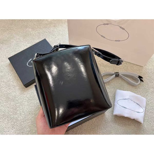 pradity cleo hobo bag triangle nylon re-edition 2000 2005 re edition bags women underarm luxurious designer womens crossbody hobo shoulder p
pradity cleo hobo bag triangle nylon re-edition 2000 2005 re edition bags women underarm luxurious designer womens crossbody hobo shoulder p
