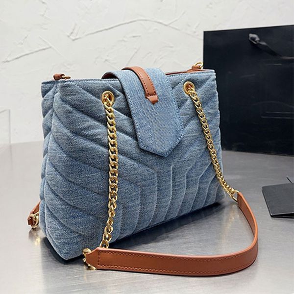 chains shoulder bag quilting tote bag women handbag purse patchwork leather large capacity washed cowboy purses letter metal hasp hardware p
chains shoulder bag quilting tote bag women handbag purse patchwork leather large capacity washed cowboy purses letter metal hasp hardware p