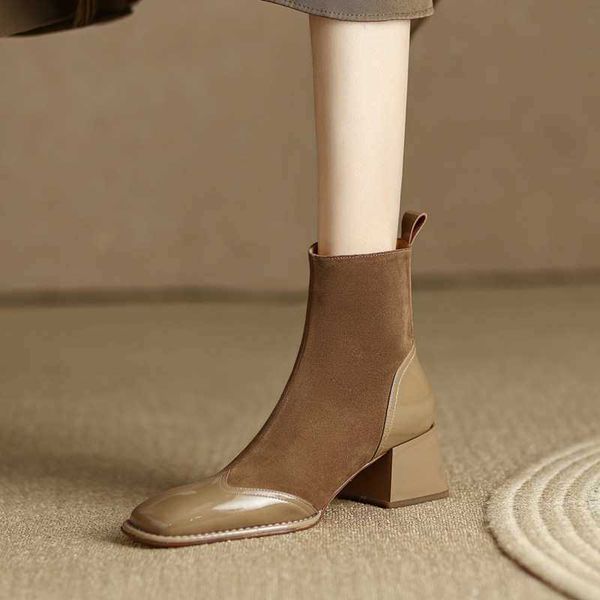 boots korean version cow suede splicing chelsea boots autumn and winter 2022 new fashion thick medium heel square toe small short boots for, Black
boots korean version cow suede splicing chelsea boots autumn and winter 2022 new fashion thick medium heel square toe small short boots for, Black