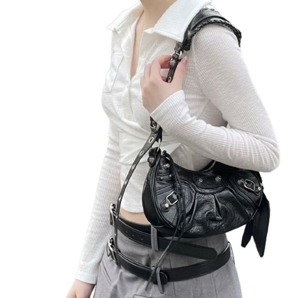 7a quality cycling bags 2022 women lady le cagole motorcycle shoulder bags luxury designers genuine leather crossbody clutch wallet pursepop
7a quality cycling bags 2022 women lady le cagole motorcycle shoulder bags luxury designers genuine leather crossbody clutch wallet pursepop
