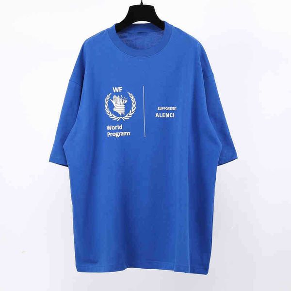 designer men's t-shirt balenciga men tees b short sleeved wfp blue paris band hole fashion casual for men and women, White;black
designer men's t-shirt balenciga men tees b short sleeved wfp blue paris band hole fashion casual for men and women, White;black