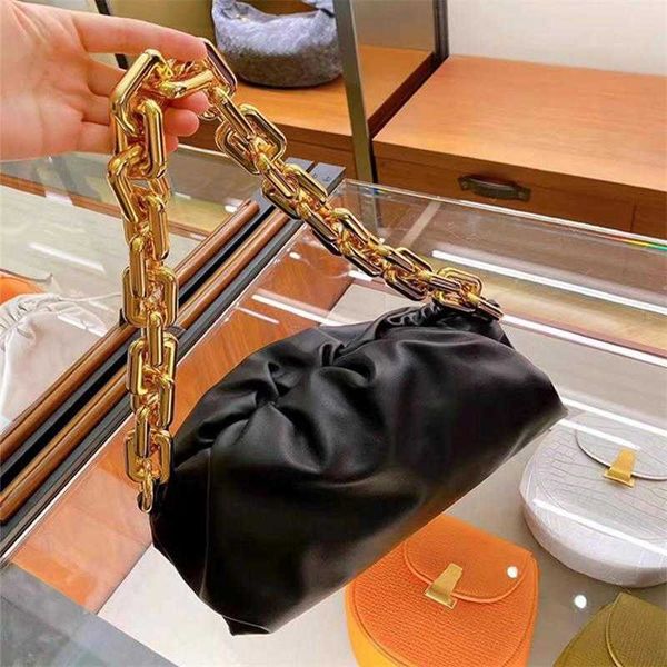 designer bags leather bottegas bag woven venetas new dumpling bag thick chain portable shoulder women's original quality luxury handbag
designer bags leather bottegas bag woven venetas new dumpling bag thick chain portable shoulder women's original quality luxury handbag